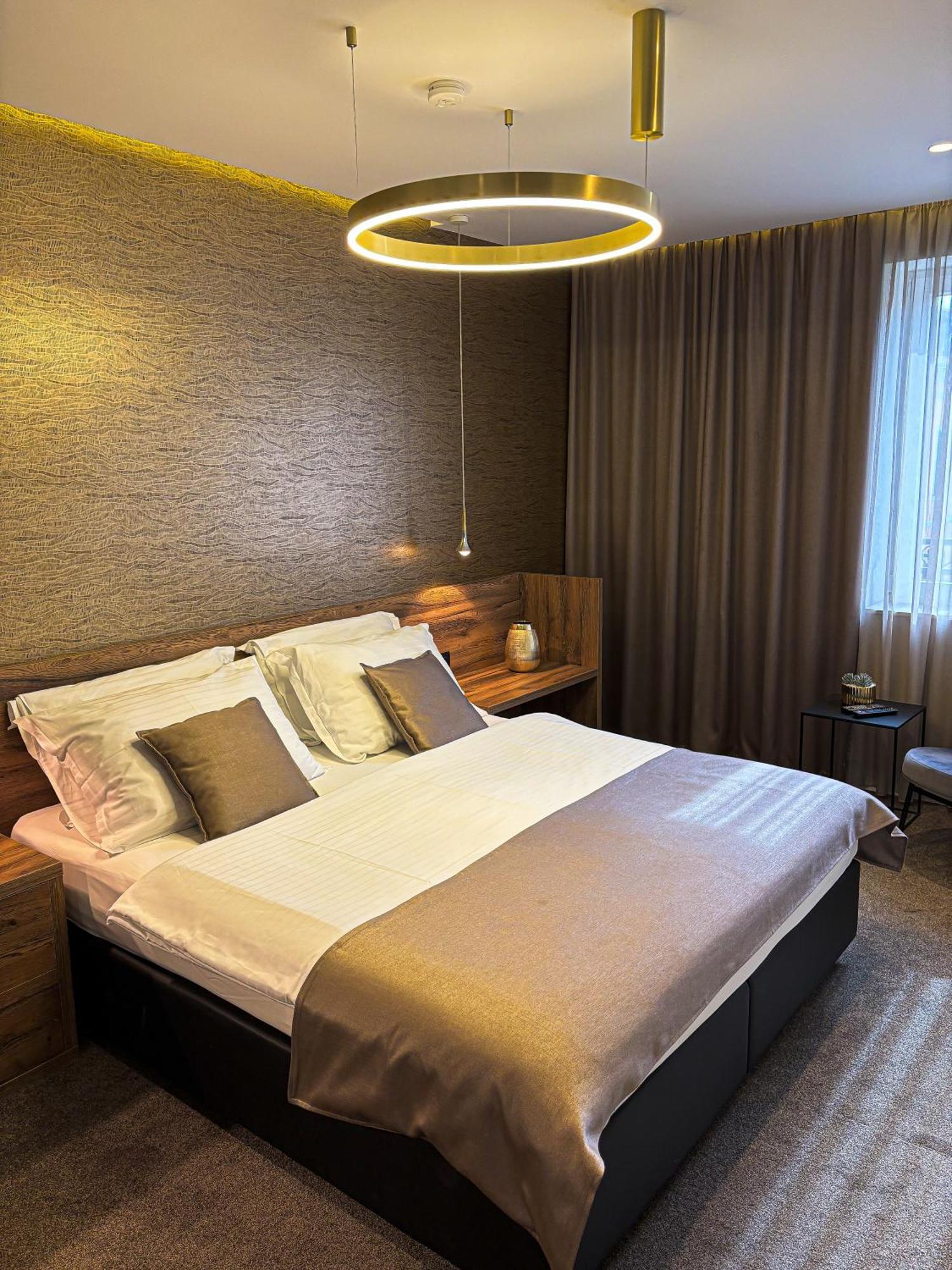 Calma Luxury Rooms Split Exterior foto