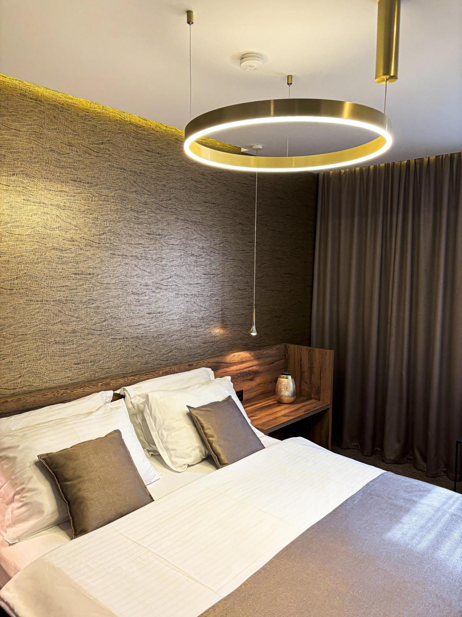 Calma Luxury Rooms Split Exterior foto